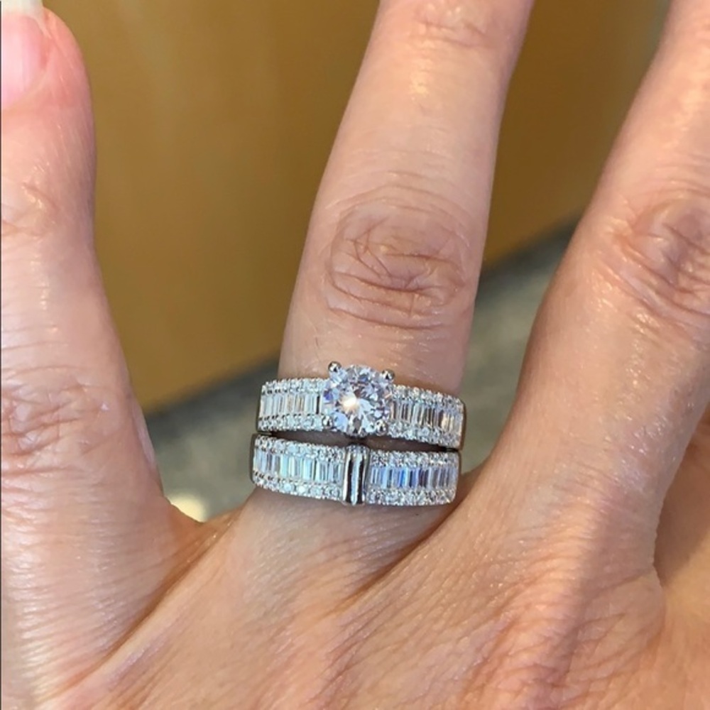 Engagement ring and Wedding Band 2pc set